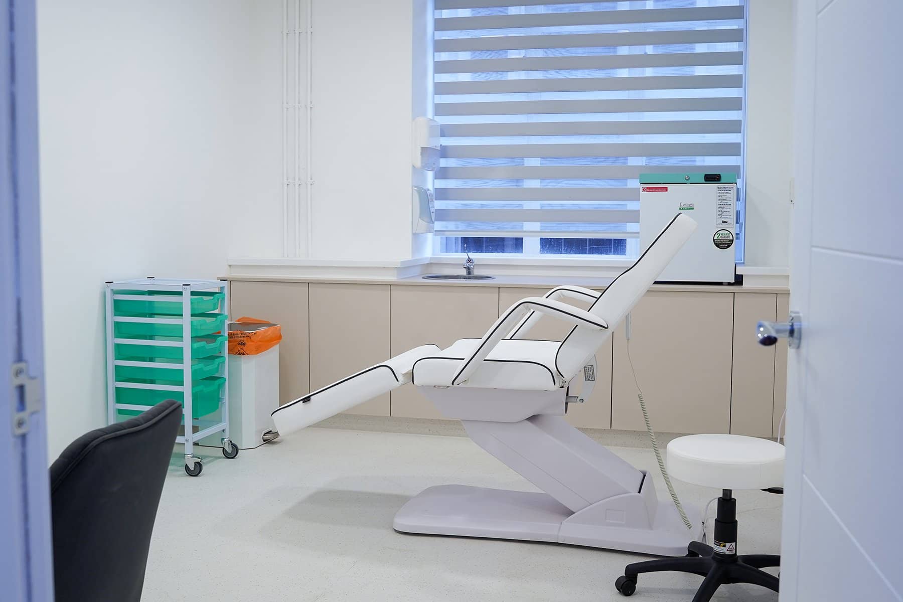 London Aesthetics Room Rental