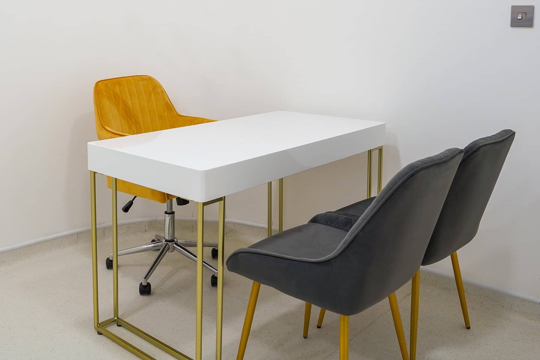 London Clinic Rental
